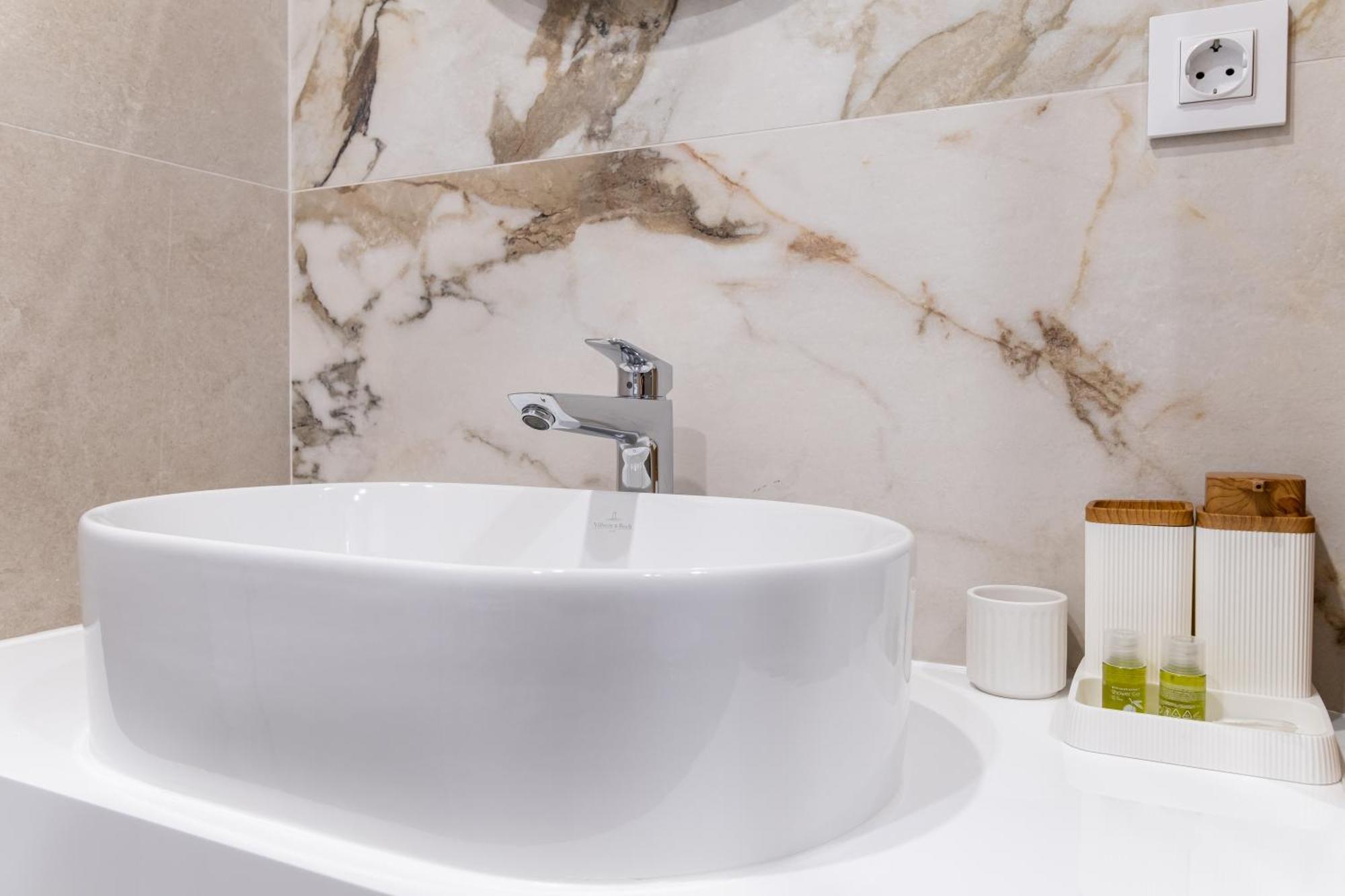 Modern 1-Bedroom Apartments Φιλιππούπολη Εξωτερικό φωτογραφία